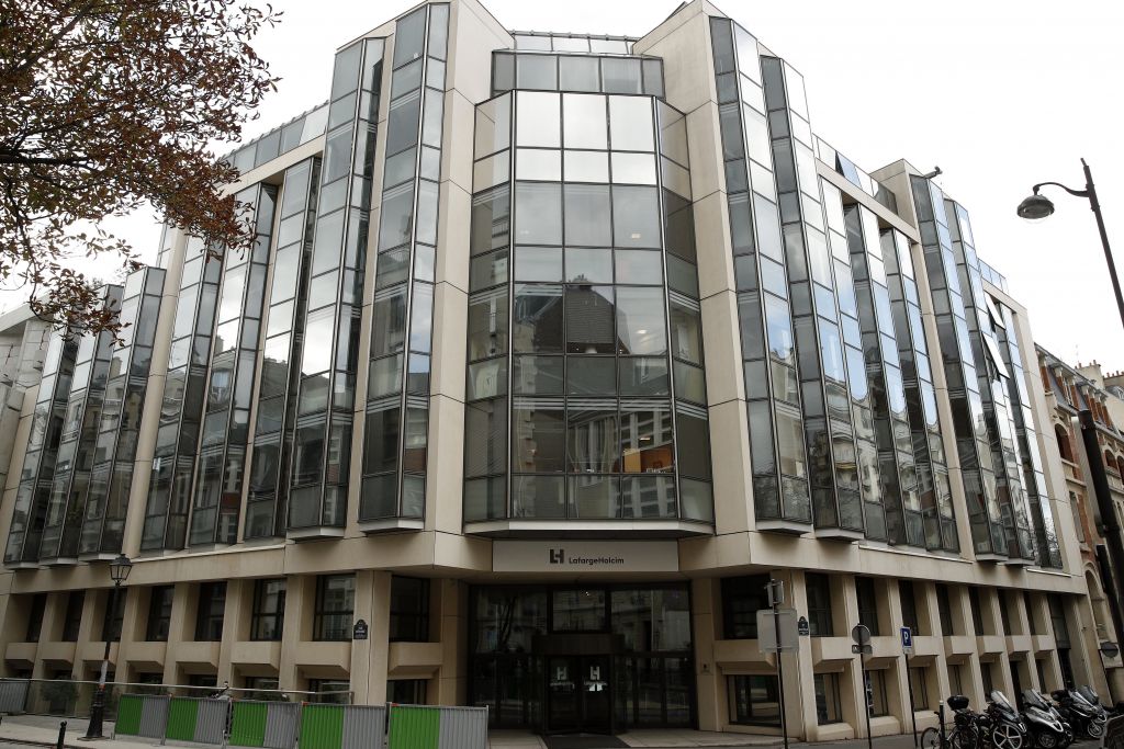 Έρευνες στη Lafarge για χρηματοδότηση τζιχαντιστικών οργανώσεων