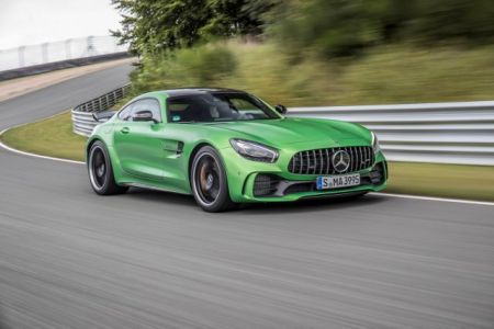 Mercedes-AMG GT R: Πεντάμορφη και τέρας