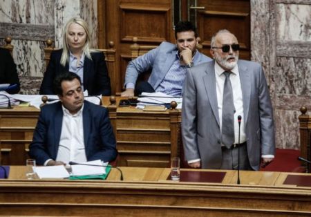 Βουλή: Σφυροκόπημα ΝΔ κατά Κουρουμπλή – Ζητά την παραίτησή του