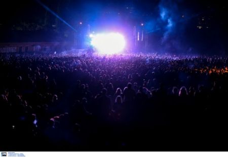 Πλήθος κόσμου στην συναυλία αλληλεγγύης για την Ηριάννα