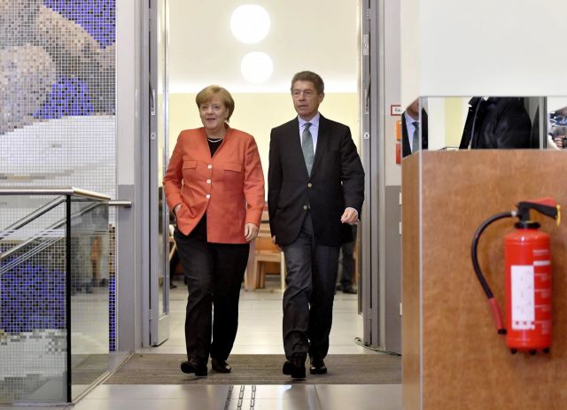 Εκλογές στη Γερμανία: Τα σενάρια κυβέρνησης συνασπισμού μετά την πύρρειο νίκη  Μέρκελ