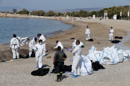 Ολοκληρώνεται η μεταφορά των καυσίμων του «Αγία Ζώνη ΙΙ»