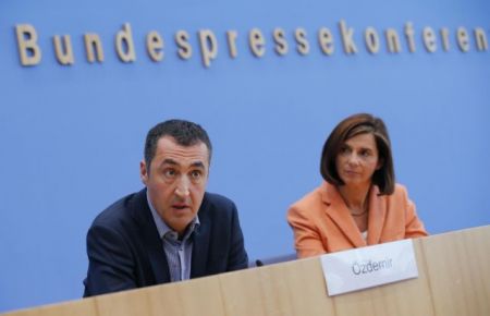 Πράσινοι: Η Γερμανία έχει κερδίσει χρήματα από την ελληνική κρίση