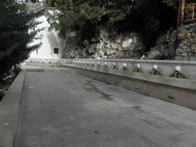 Χορεύοντας στο Σπήλι