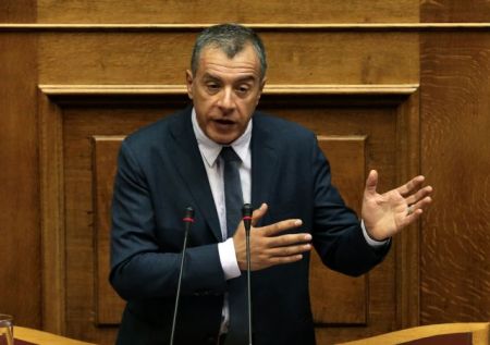 Θεοδωράκης: Η πορεία για ένα δυνατό προοδευτικό κίνημα έχει ξεκινήσει