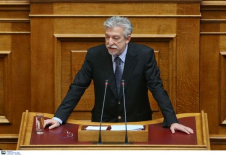 Κοντονής κατά Δ.Καμμένου: Εξωφρενικό αν είπε να πληρώσουν οι βουλευτές το πρόστιμο