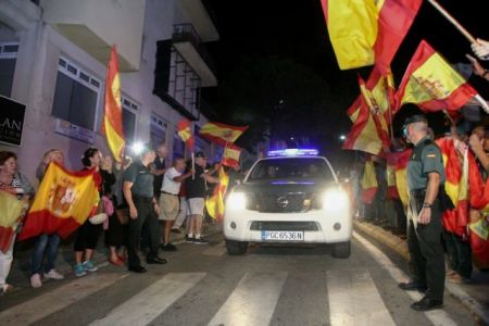 Η Ισπανία επί το έργο της αποτροπής δημοψηφίσματος στην Καταλωνία