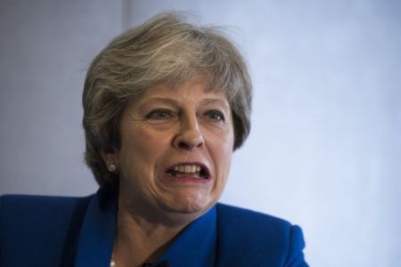 Πρόοδο στις διαπραγματεύσεις για το Brexit η Μέι