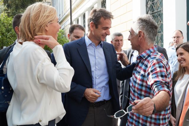 Κυριάκος Μητσοτάκης: Μεταφέρει τη μάχη στην κοινωνία