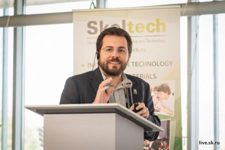 Έλληνας επιστήμονας προτείνει ένα νέο είδος υπερυπολογιστή