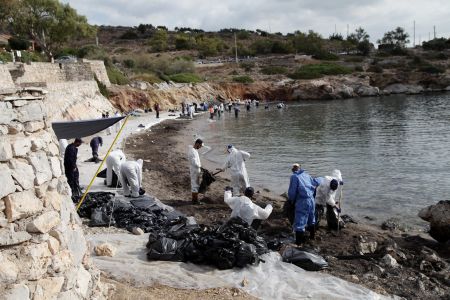 ΓΓ Διεθνούς Ναυτιλιακού Οργανισμού: Η Ελλάδα έπραξε τα δέοντα στην υπόθεση της απορρύπανσης