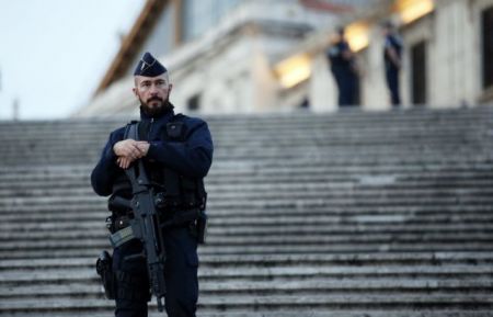 Γαλλία: 10 συλλήψεις σε επιχείρηση της αντιτρομοκρατικής