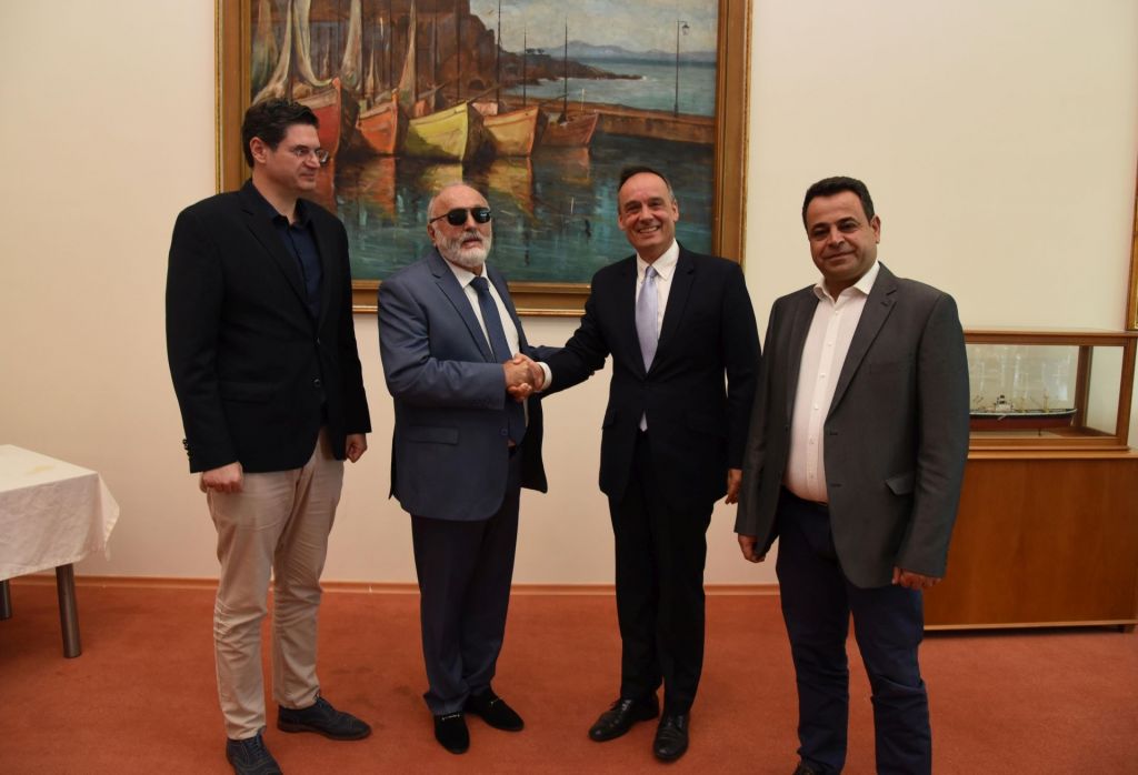 Συνάντηση για την αποζημίωση μετά τη ρύπανση του Σαρωνικού