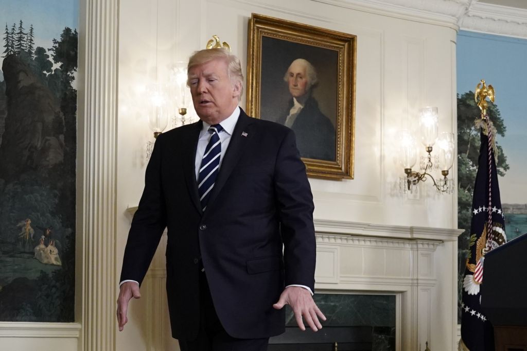 Τραμπ: Δεν θα διαλυθούν οι ΗΠΑ από το κακό