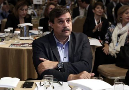 Ξανθός: Σχέδια για Μόνιμη Επιτροπή αντιμετώπισης της εξάρτησης από το αλκοόλ