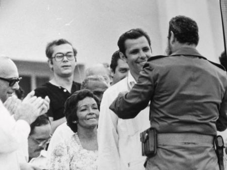 Θ. Καρτερός: Το «παιδί» του Φαράκου στη μάχη της προπαγάνδας