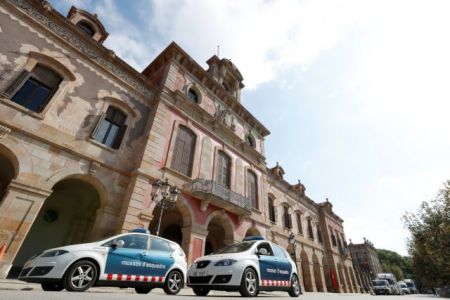 Καταλωνία: 8 Νομπελίστες Ειρήνης ζητούν διάλογο για επίλυση της κρίσης