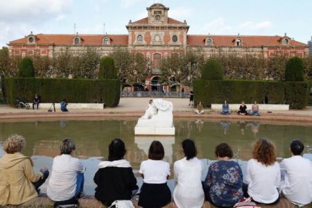Στο Καταλανικό Κοινοβούλιο η συζήτηση για την ανεξαρτησία