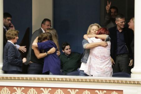 Υπεγράφη από τον Παυλόπουλο το ν/σ ταυτότητας φύλου