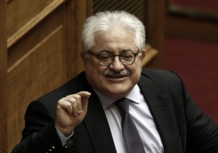 Τζαβάρας: Η κυβέρνηση να αναλάβει τις ευθύνες της