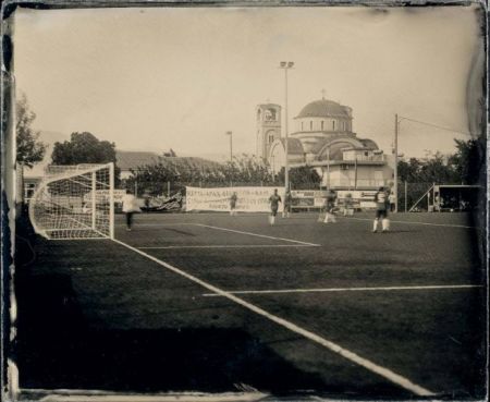 Σύγχρονη Ελλάδα με ρετρό αισθητική