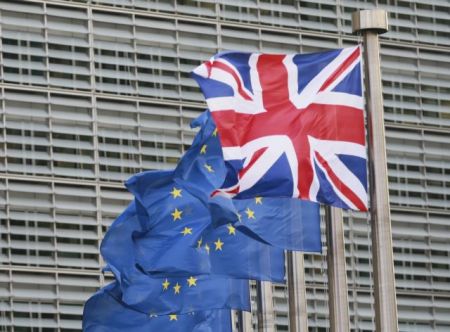 Brexit: Κίνηση προς την Μέι ετοιμάζονται να κάνουν οι ευρωπαίοι