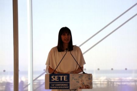 Κουντουρά: Προτεραιότητα για την κυβέρνηση ο τουρισμός