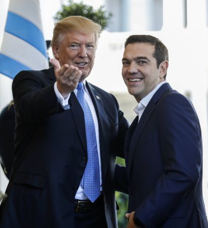 Επιστροφή από Ουάσιγκτον με «φέσι» 2,4 δισ.