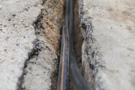 Το μεγαλύτερο δίκτυο οπτικών ινών ετοιμάζει η Cosmote