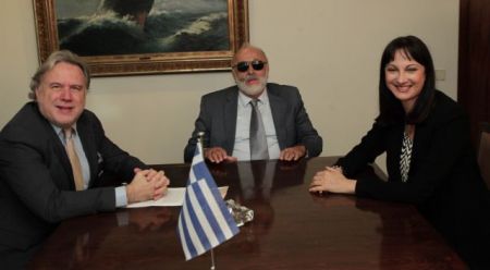 Διυπουργική στο ΥΠΕΞ: Ανάγκη παράτασης του καθεστώτος θεωρήσεων βίζας εκτός Σέγκεν