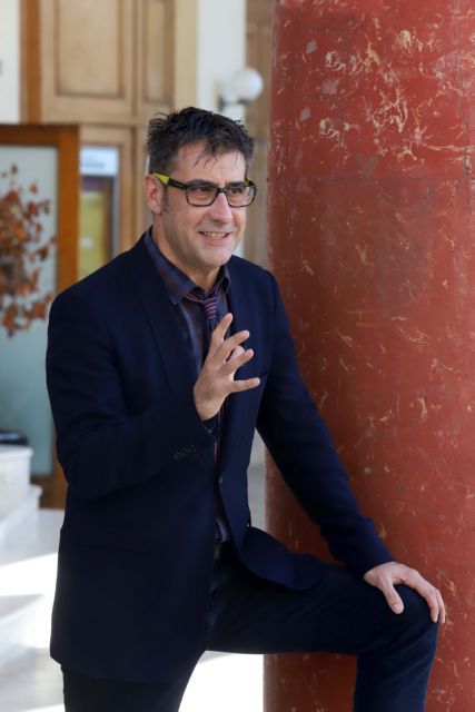 Ορέστης Ανδρεαδάκης: «Το σινεμά οφείλει να έχει συνεχή διάλογο με το σήμερα»