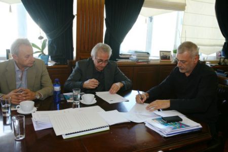 Συμφωνητικό Συνεργασίας του Δήμου Πειραιά με το Ινστιτούτο Εργασίας της ΓΣΕΕ