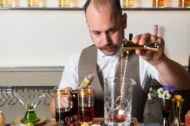 Με τζιν και Campari