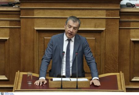 Στ.Θεοδωράκης: Το νέο κόμμα πρέπει να παραπέμπει στο μέλλον
