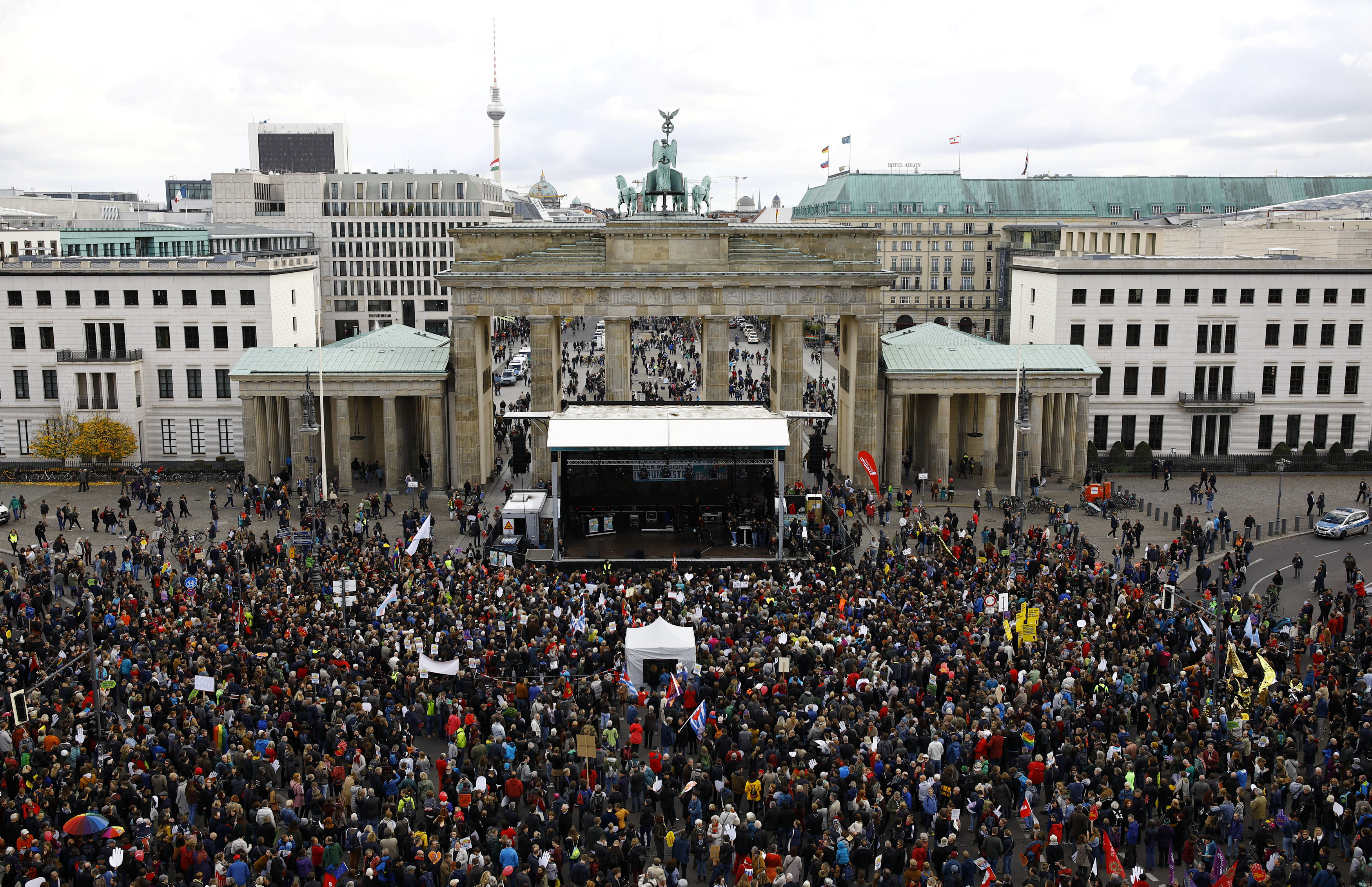 Γερμανία: Ανεβασμένο το ποσοστό Πρασίνων – Κάμψη για AfD
