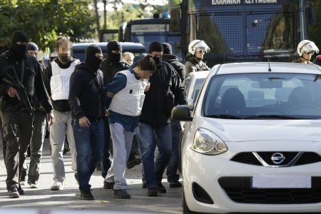 Ποιος είναι και πως εντοπίσθηκε ο 29χρονος αποστολέας των δεμάτων βομβών