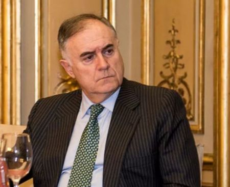 Κατεβάζει τους τόνους η πρεσβεία της Ισπανίας για την Καταλωνία