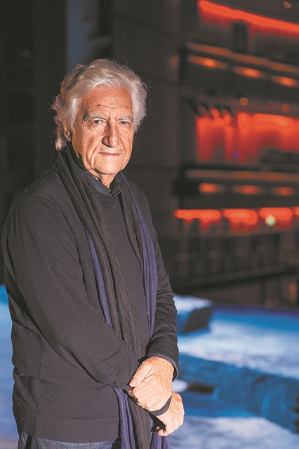 «Εχω πάντα τα μάτια μου στραμμένα προς το αύριο»