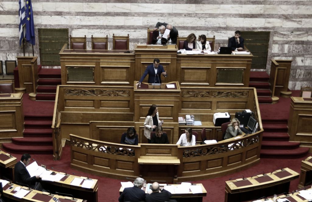 Καβγάς Χριστοδουλοπούλου – Αμυρά για «πόθεν έσχες» για τις τηλεοπτικές άδειες