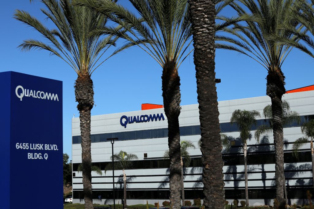 Νέα προσφορά ως και $146 δισ. από την Broadcom για την Qualcomm