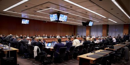 Στις 28 Νοεμβρίου οι θεσμοί στην Αθήνα για το κλείσιμο της τρίτης αξιολόγησης