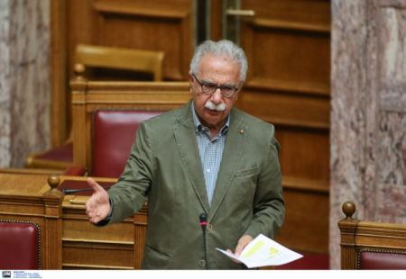 Γαβρόγλου: Λιγότερο άγχος με 4 μόνο μαθήματα για τους μαθητές της Γ’ Λυκείου