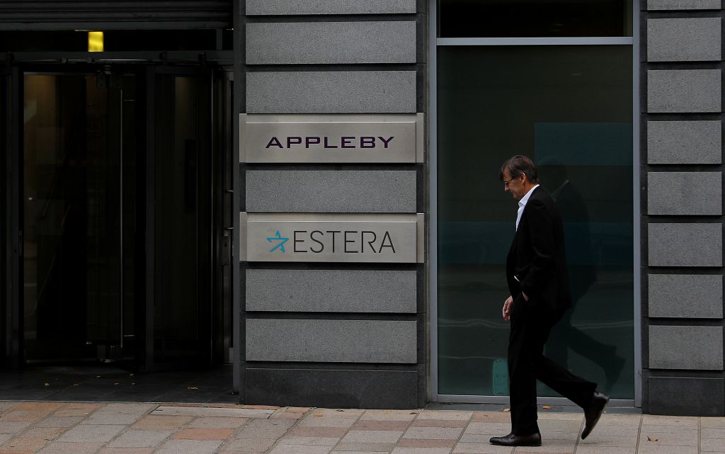 Paradise Papers: «Εντελώς νόμιμο σκάνδαλο» λένε γερμανικά ΜΜΕ