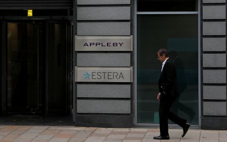 Paradise Papers: «Εντελώς νόμιμο σκάνδαλο» λένε γερμανικά ΜΜΕ