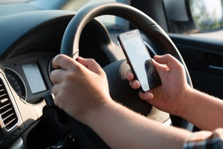 Ποιες οι επικίνδυνες συμπεριφορές των ελλήνων οδηγών