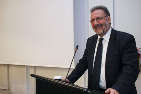 Πιτσιόρλας: Στόχος της κυβέρνησης είναι να αποφύγει πάση θυσία μετά τον Αύγουστο νέο πρόγραμμα