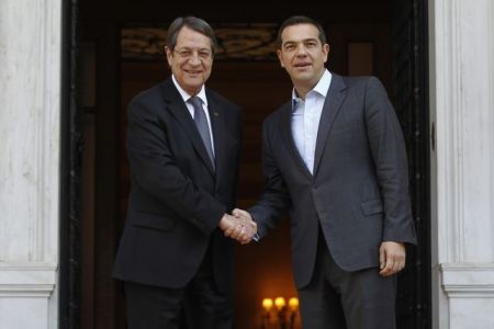 Το Κυπριακό στο επίκεντρο της συνάντησης Τσίπρα-Αναστασιάδη