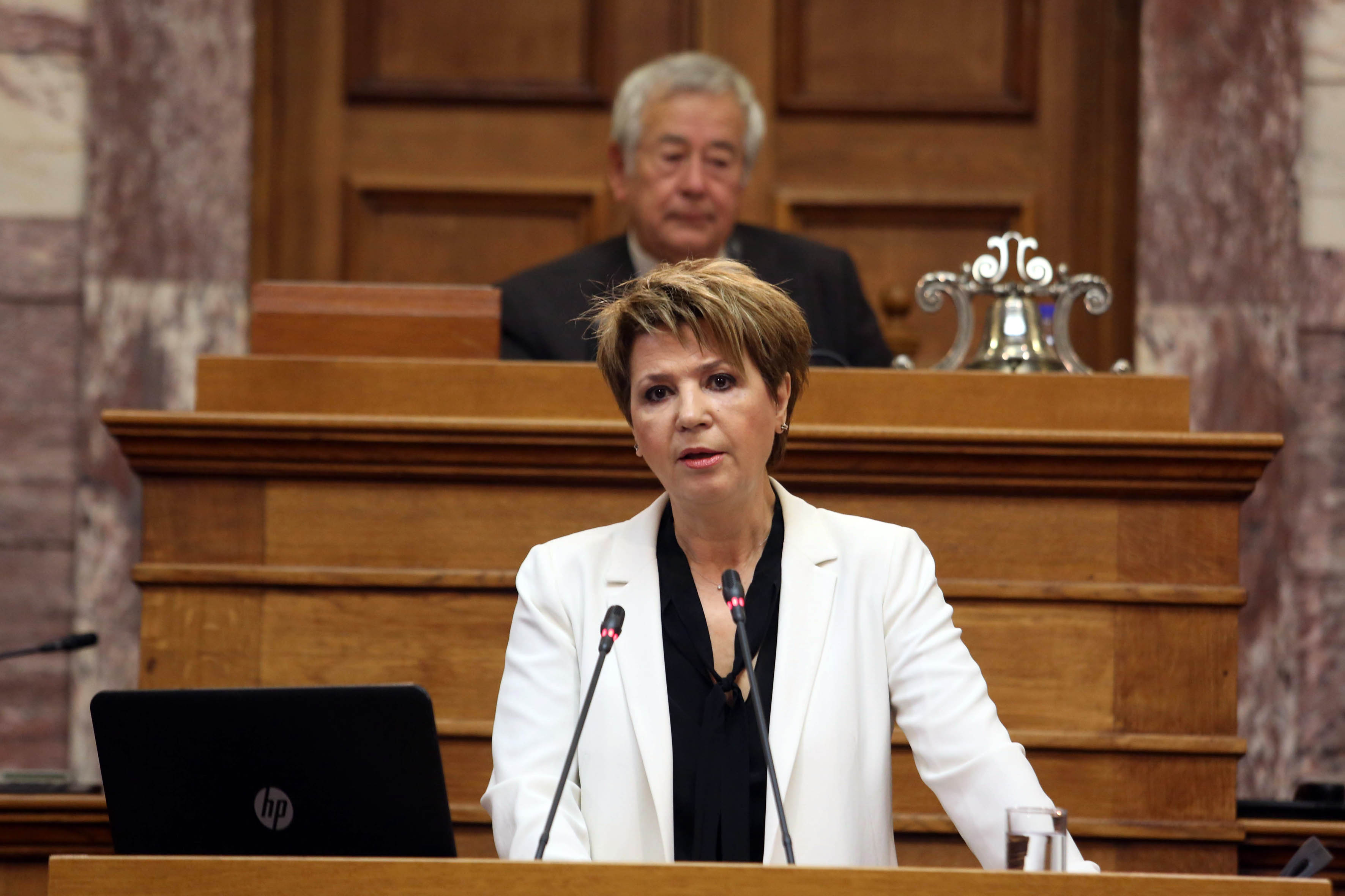 Μόνιμοι γενικοί γραμματείς στα υπουργεία με διαγωνισμό