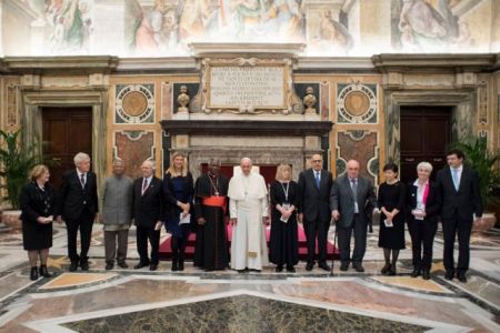 Πάπας Φραγκίσκος: Υπέρ και του πνευματικού αφοπλισμού