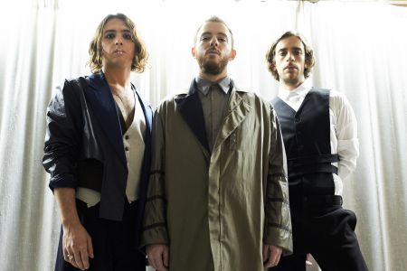 Η μπάντα A Victim of Society ροκάρει εορταστικά στο Gagarin205